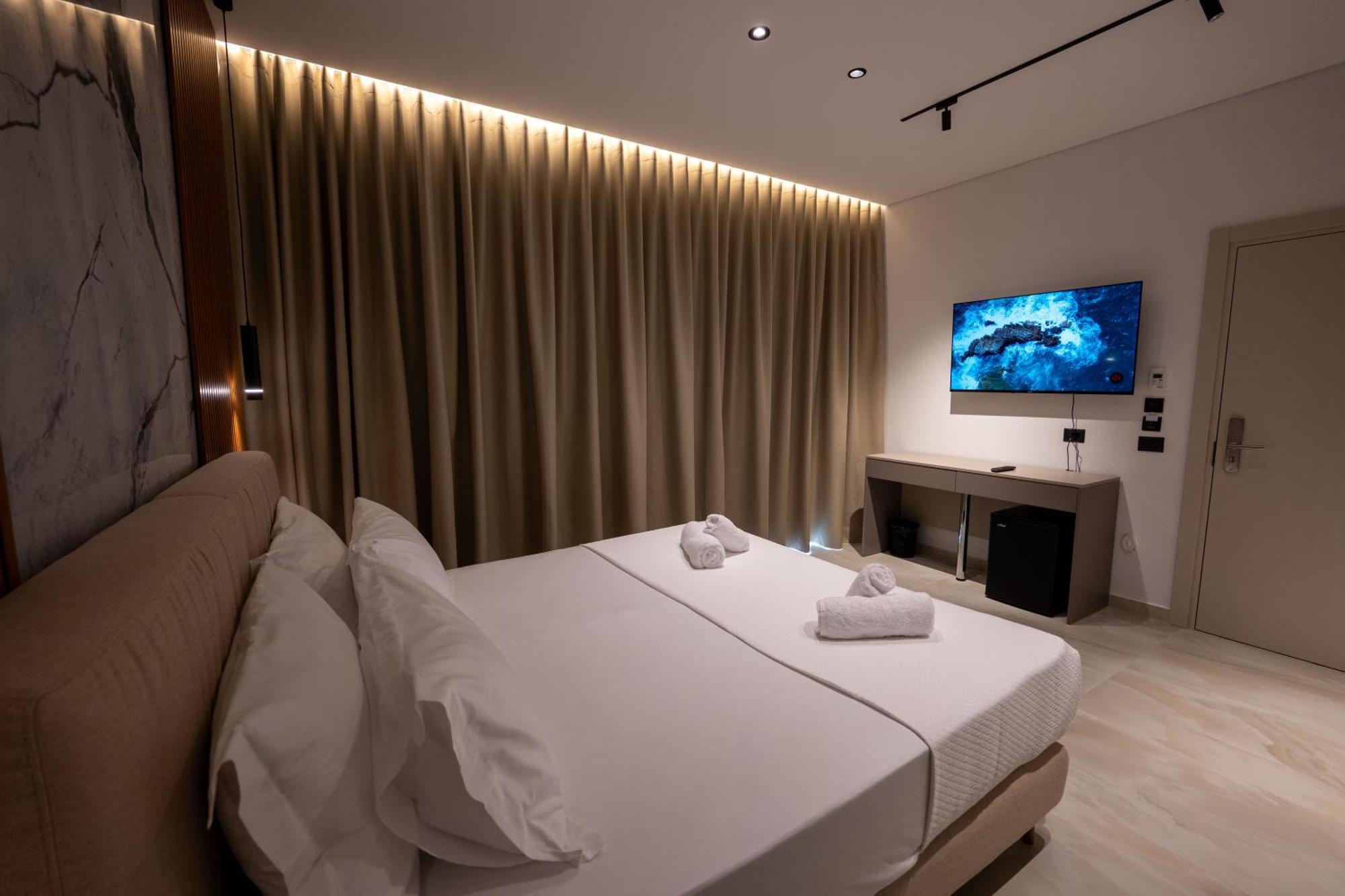 Litan Hotel Sarande Bagian luar foto
