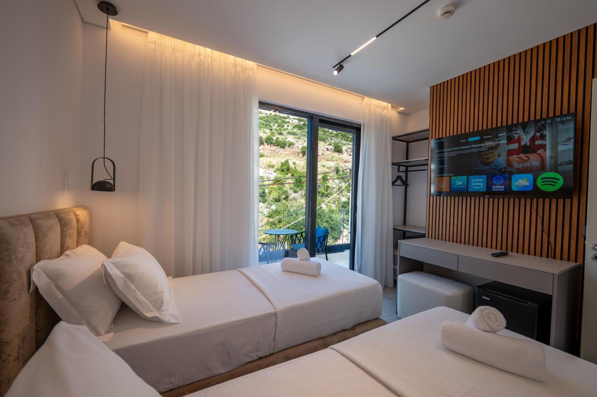 Litan Hotel Sarande Bagian luar foto